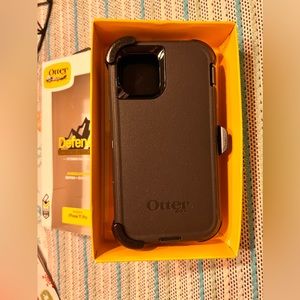 Black- iPhone 11 Pro- Otter Box Defender Series case
